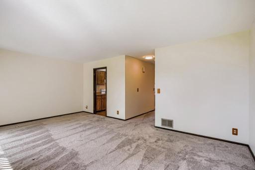 12164 Drake Street NW, Coon Rapids, MN 55448