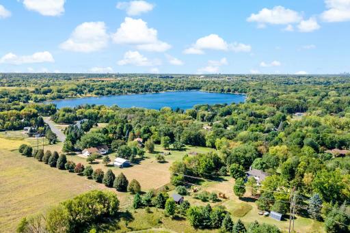 35-web-or-mls-9576 51st St Lake Elmo MN_0034.jpg