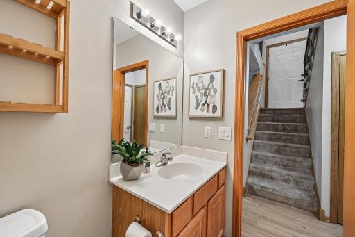 33-web-or-mls-32nd Ave-S1109-033.jpg