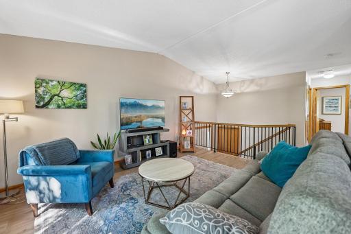 10-web-or-mls-32nd Ave-S1109-010.jpg