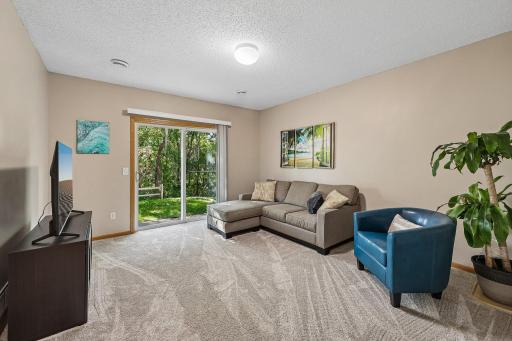 34-web-or-mls-32nd Ave-S1109-034.jpg