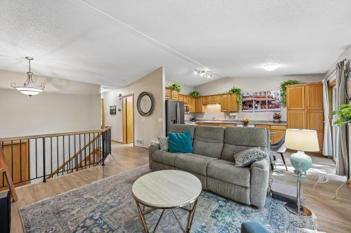 12-web-or-mls-32nd Ave-S1109-012.jpg