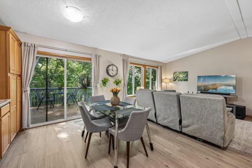 15-web-or-mls-32nd Ave-S1109-015.jpg