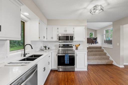 38-web-or-mls-18741 Highview Ave-38.jpg