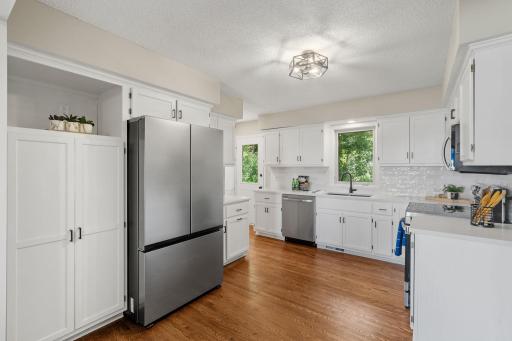 35-web-or-mls-18741 Highview Ave-35.jpg