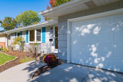 2025 Field Avenue, Saint Paul, MN 55116