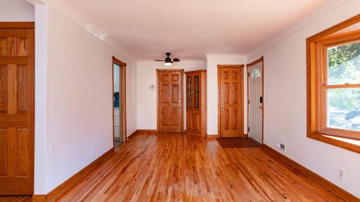 2025 Field Avenue, Saint Paul, MN 55116