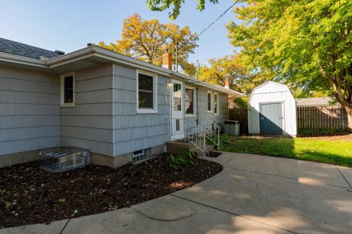 2025 Field Avenue, Saint Paul, MN 55116