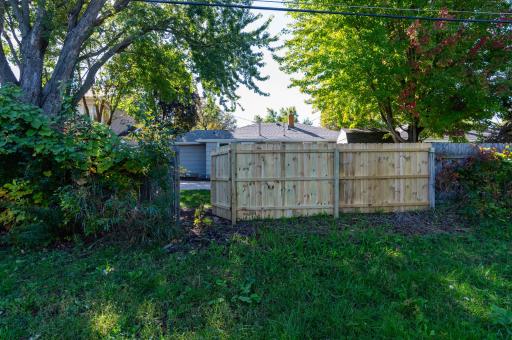 2025 Field Avenue, Saint Paul, MN 55116