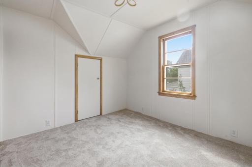 511 8th Street NE, Staples, MN 56479