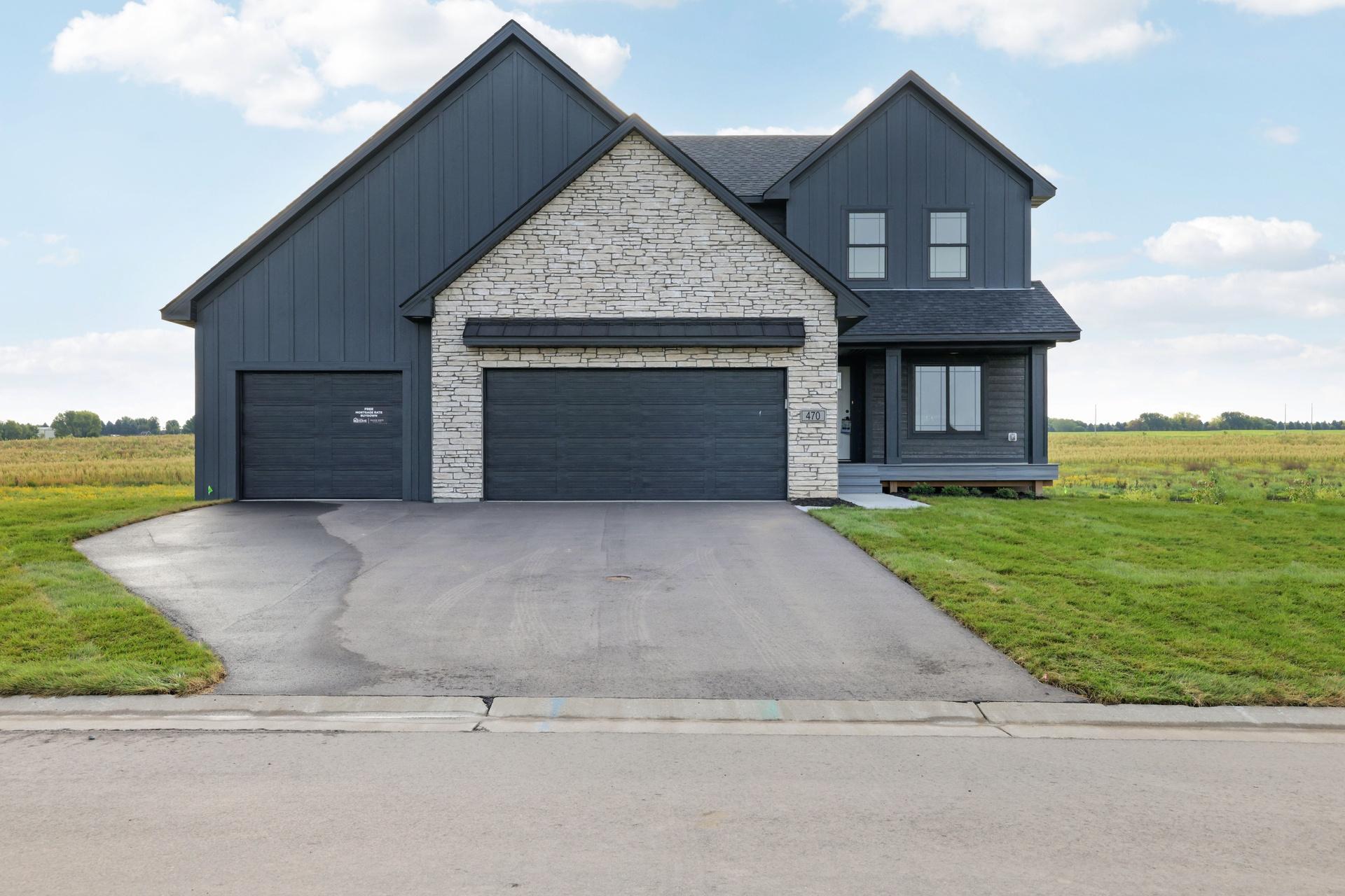 Property photo for 470 Sea Wing Boulevard, Prescott, WI 54021