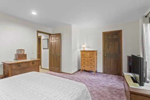 2670 201st Avenue NW, Oak Grove, MN 55011