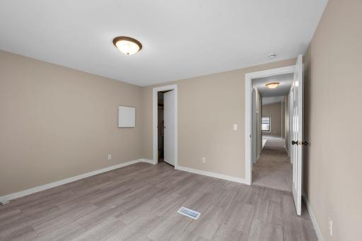 1989 Cardinal Drive, Centerville, MN 55038