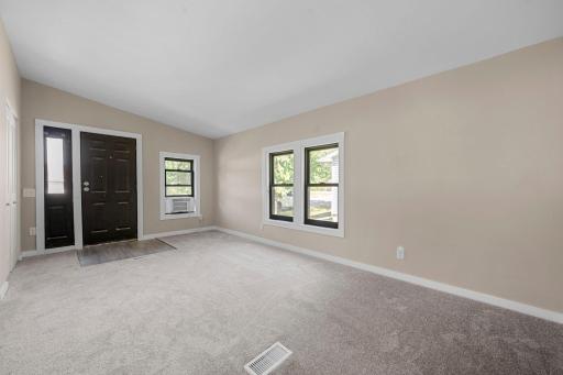 1989 Cardinal Drive, Centerville, MN 55038