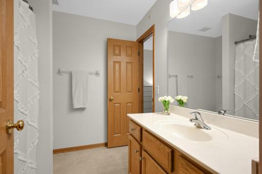 Upper level full bath offers oversized vanity