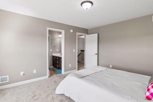 View of the shared bath.