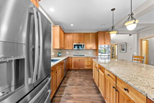 Notice the beautiful cabinetry and amount of storage this kitchen has! 1137 Pioneer Trail, Bayport, MN
