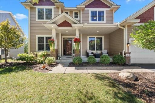 1618 Headwaters Lane, Woodbury, MN 55129