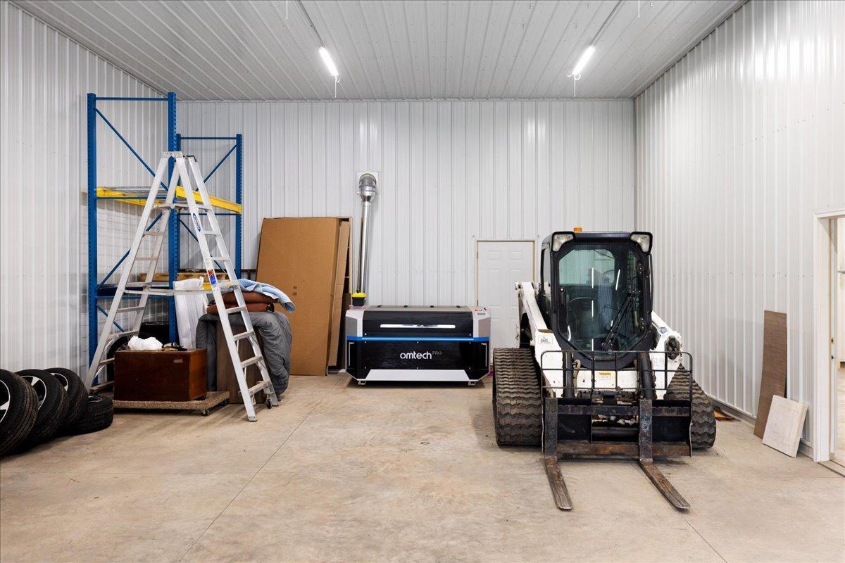 Insulated with 14' sidewalls - Bring Your Toys, Tools, and Big Ideas