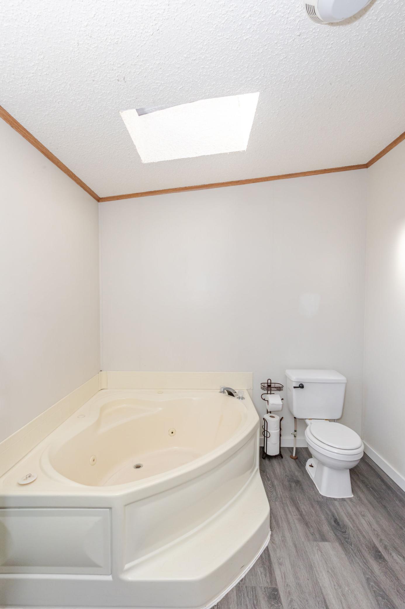 Primary Bath Jetted Tub