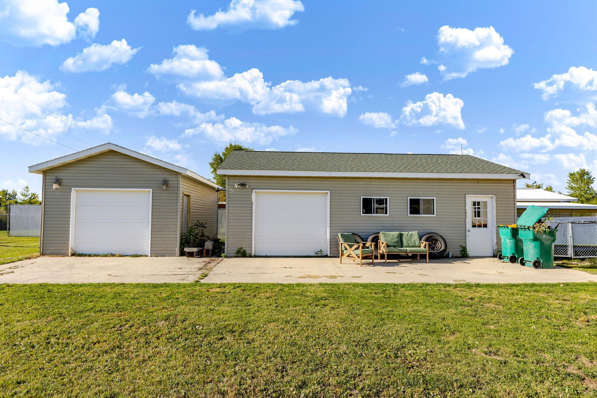 Shed/Garage