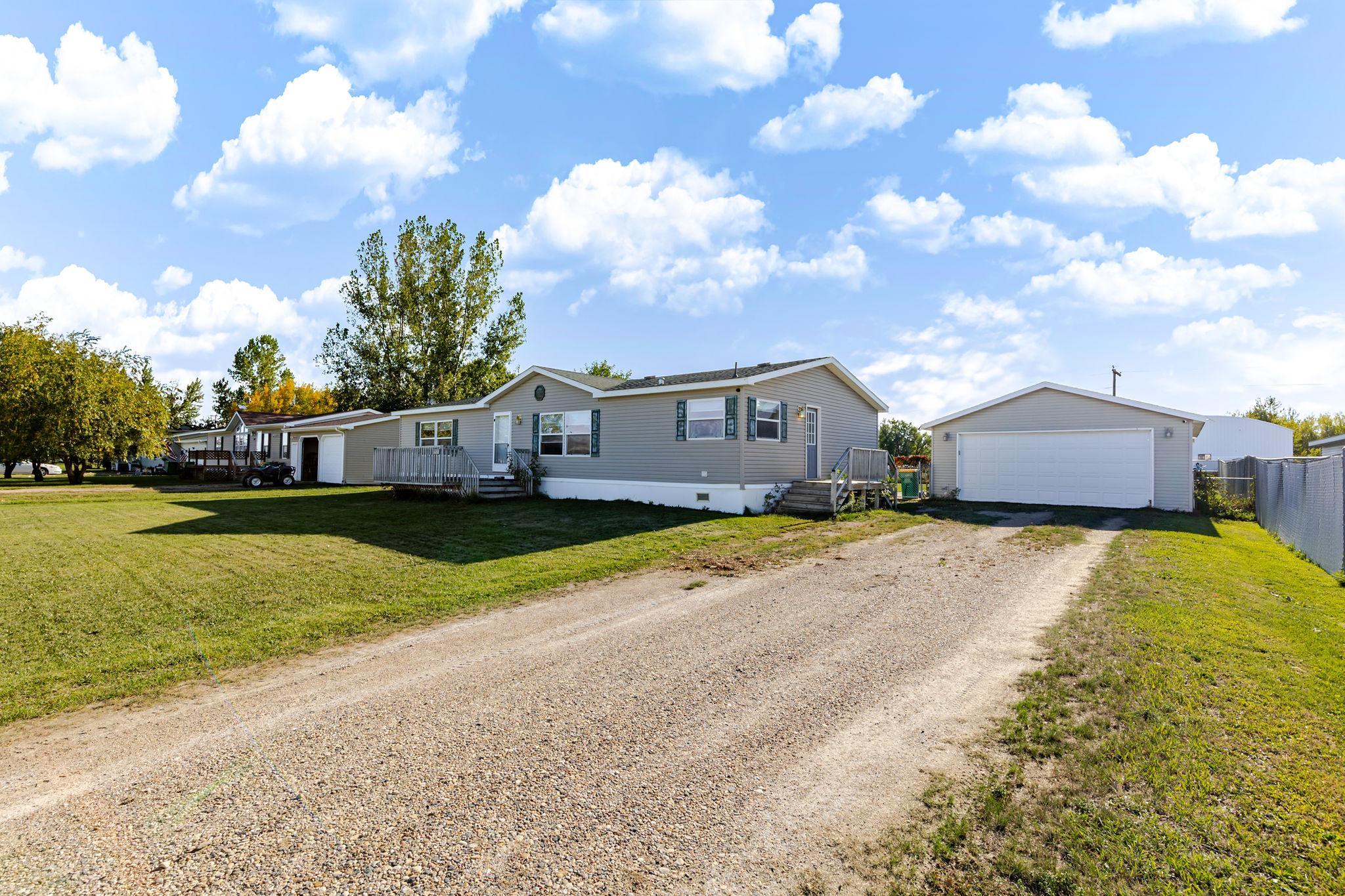Front Exterior w/ Garage