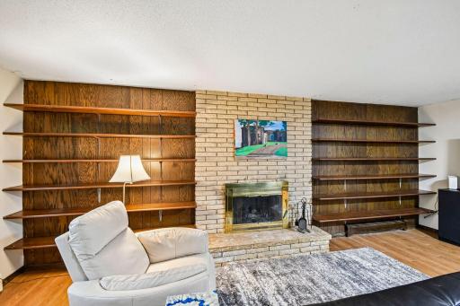 767 Eldridge Avenue E, Maplewood, MN 55117