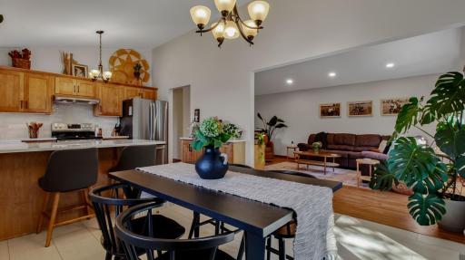 3309 S Pointe Court, Eau Claire, WI 54701