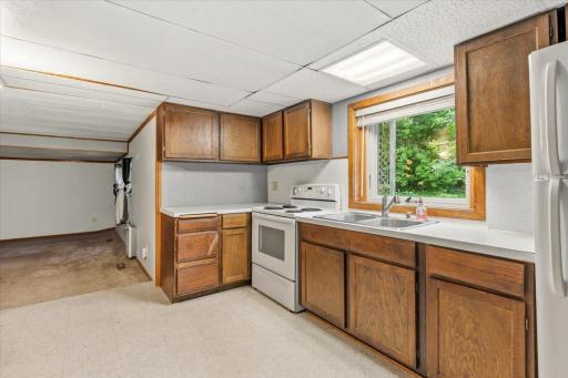 6193 49th Street N, Oakdale, MN 55128