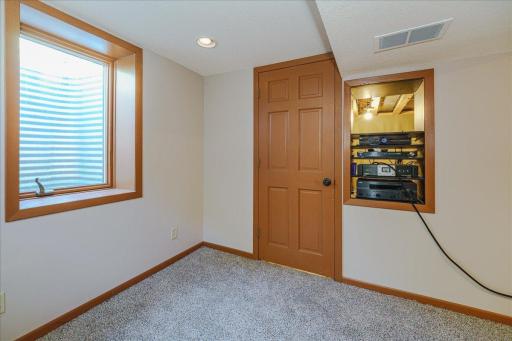 200 Harold Drive, Burnsville, MN 55337