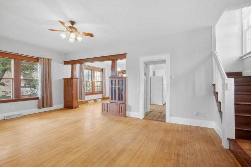 725 Home Street, Kenyon, MN 55946