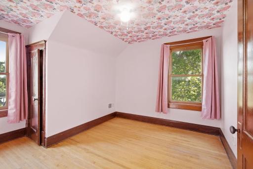 What a wonderfully decorated bedroom which also boasts a walk-in closet.