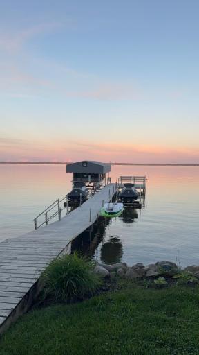 Dock