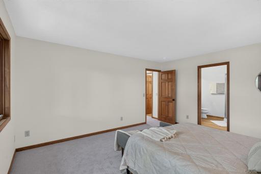 2633 Nightingale Court, Chaska, MN 55318