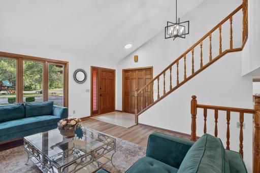2633 Nightingale Court, Chaska, MN 55318