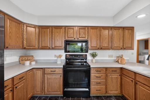 2633 Nightingale Court, Chaska, MN 55318