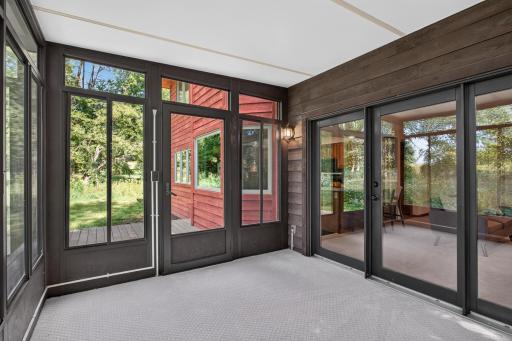 2633 Nightingale Court, Chaska, MN 55318