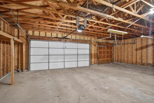 2633 Nightingale Court, Chaska, MN 55318