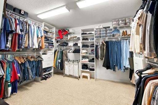 Walk-in Closet