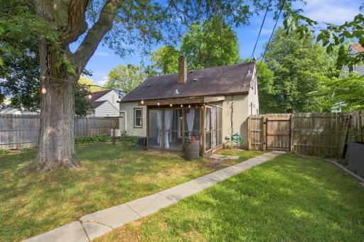 4555 Washburn Avenue N, Minneapolis, MN 55412