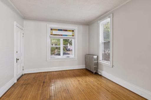 2542 Garfield Avenue, Minneapolis, MN 55405
