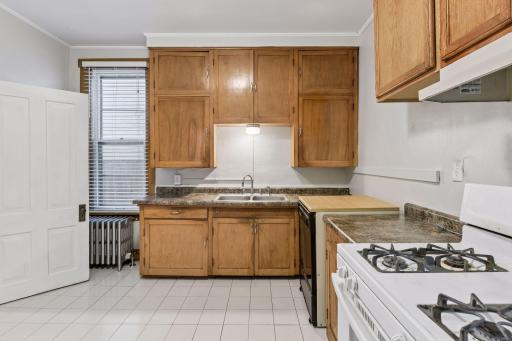 2542 Garfield Avenue, Minneapolis, MN 55405