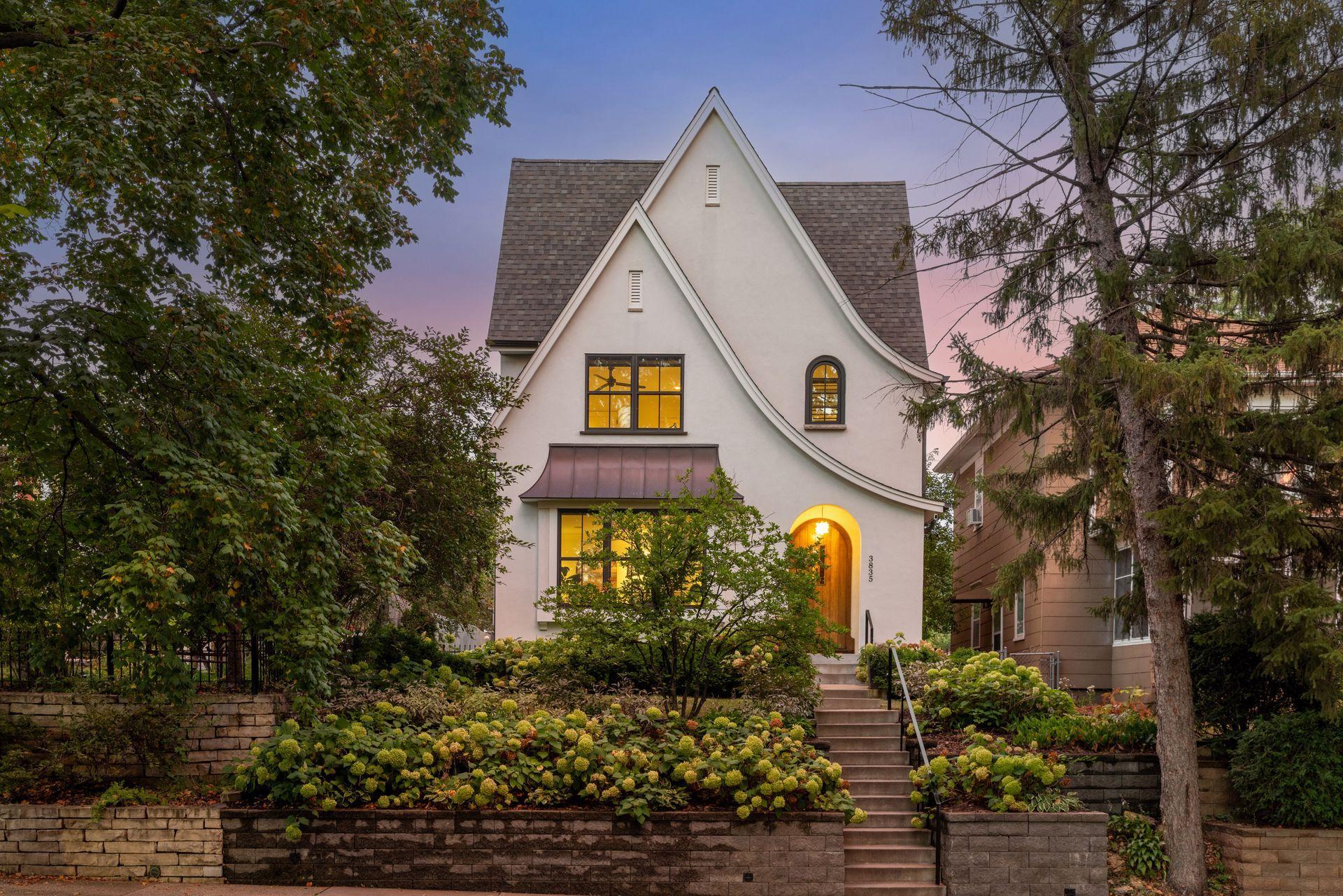 Property photo for 3835 Thomas Avenue S, Minneapolis, MN 55410