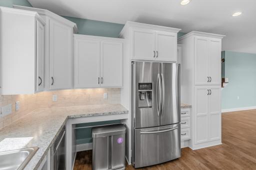 25423 Heims Lake Circle, Wyoming, MN 55092