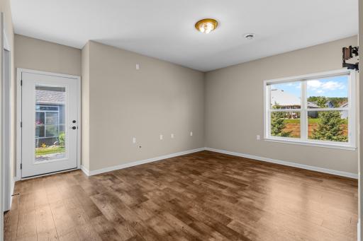 25423 Heims Lake Circle, Wyoming, MN 55092