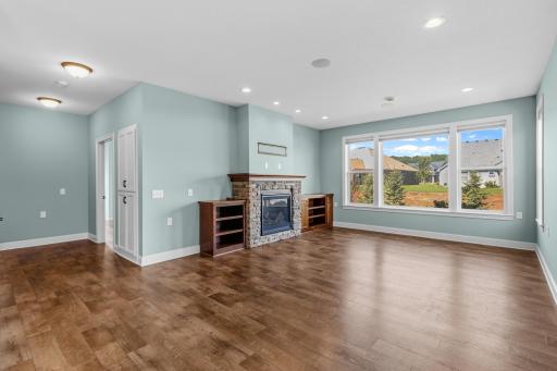 25423 Heims Lake Circle, Wyoming, MN 55092
