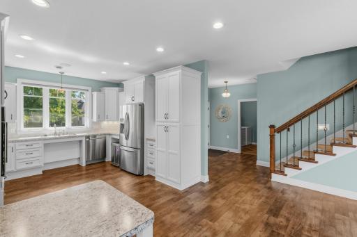25423 Heims Lake Circle, Wyoming, MN 55092