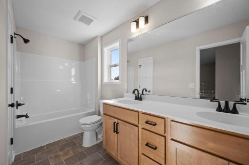 578 Sienna Drive, Watertown, MN 55315