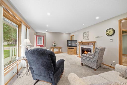 137 N Morningside Drive, Le Sueur, MN 56058