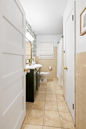 13301 Windyhill Road, Minnetonka, MN 55305